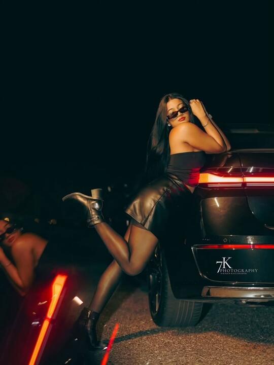 Leaning on the tail light